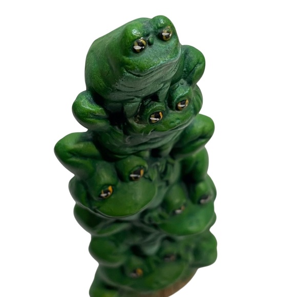 Vintage 1970s Green Frogs Stack Quirky Pottery Art - Hand Painted Ceramic Statue - Picture 7 of 9